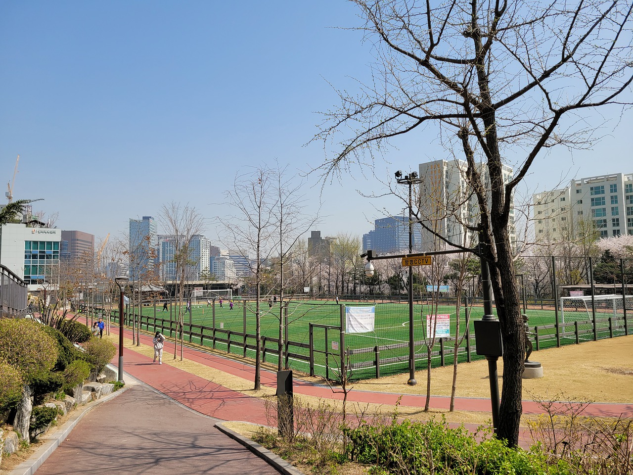 对手抓住你